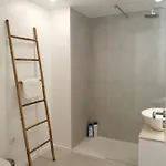 Cais De Apresentacao No Coracao De *