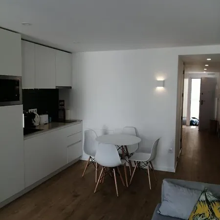 Cais De Apresentacao No Coracao De Apartment Aveiro